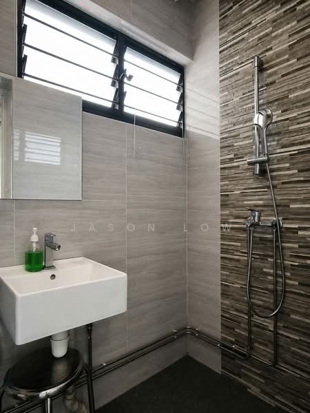 921 Tampines Street 91, 921 Tampines Street 91, 3 Bedrooms, 1,119 sqft, HDB Flat For Sale, by Jason Low, 500127644 - Bathroom - PropertyGuru.com.sg