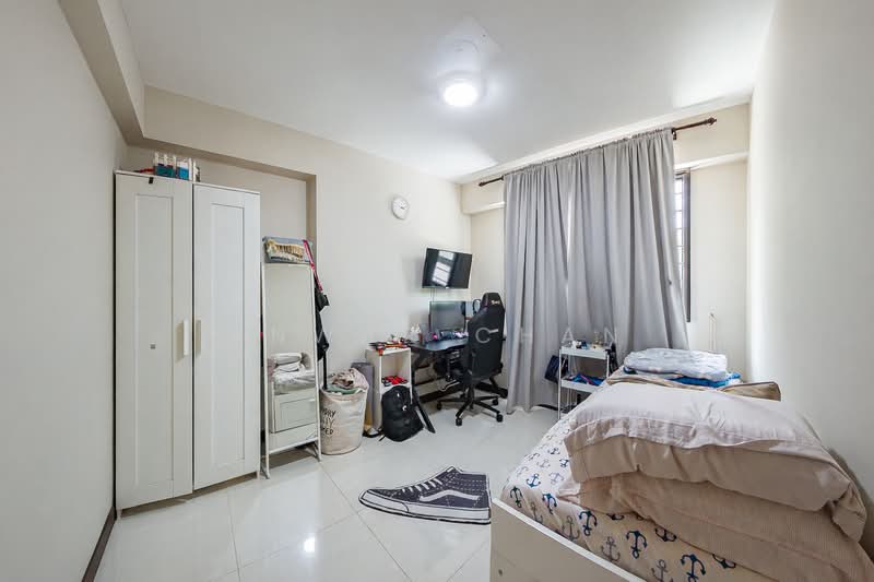 122A Punggol Edge, 122A Edgedale Plains, 3 Bedrooms, 1,001 sqft, HDB Flat For Sale, by Anwar Chan, 500127652 - Bedroom - PropertyGuru.com.sg