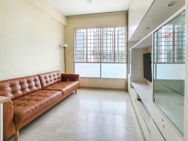 Casa Rosa, 37 Lorong Ong Lye, 3 Bedrooms, 1,109 sqft, Condominium For Sale, by Diana Teow, 500127663 - Living Room - PropertyGuru.com.sg