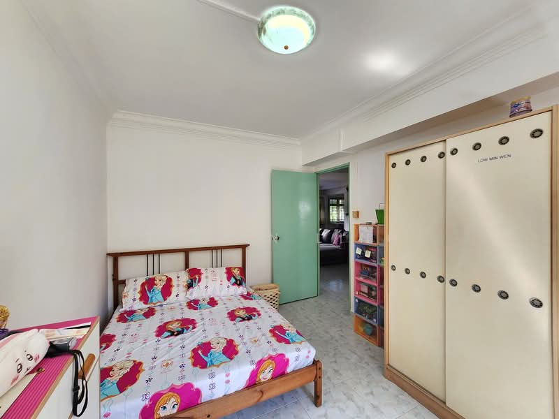 266 Toh Guan Road, 266 Toh Guan Road, 3 Bedrooms, 1,087 sqft, HDB Flat For Sale, by Steven Ling, 500127665 - Bedroom - PropertyGuru.com.sg