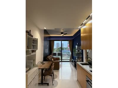 For Sale - Peak Residence