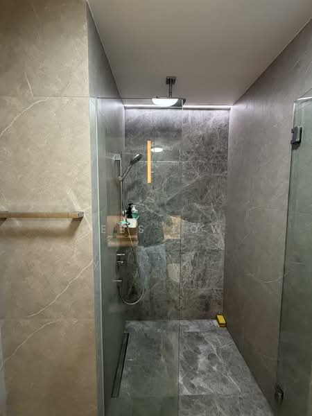 Peak Residence, 333 Thomson Road, 1 Bedroom, 560 sqft, Condominium For Sale, by Sebs Low, 500127667 - Bathroom - PropertyGuru.com.sg