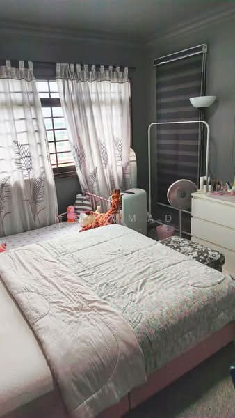 687C Choa Chu Kang Drive, 687C Choa Chu Kang Drive, 3 Bedrooms, 968 sqft, HDB Flat For Sale, by Mohamad Faizal Bin Hanafi, 500127672 - Bedroom - PropertyGuru.com.sg