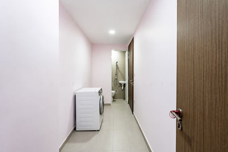 Seaside Residences, 12 Siglap Link, 3 Bedrooms, 1,206 sqft, Apartment For Rent, by PROPSELLER PTE. LTD., 500127678 - Corridor - PropertyGuru.com.sg