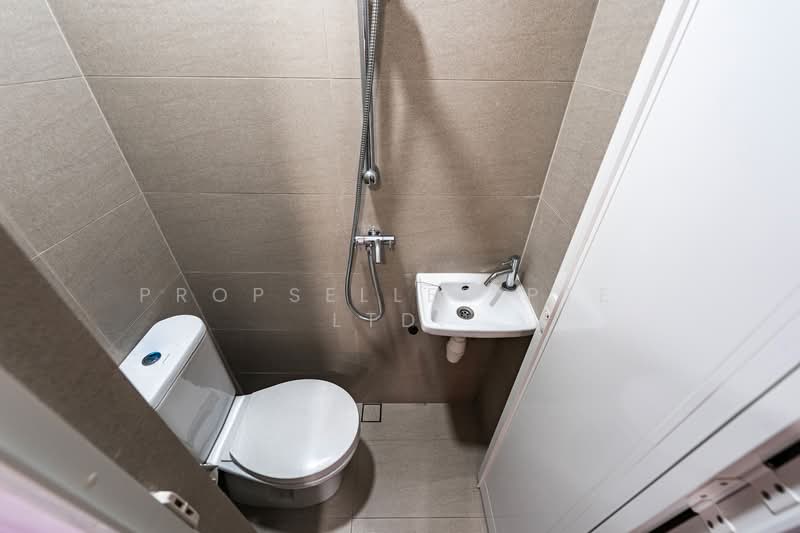 Seaside Residences, 12 Siglap Link, 3 Bedrooms, 1,206 sqft, Apartment For Rent, by PROPSELLER PTE. LTD., 500127678 - Bathroom - PropertyGuru.com.sg