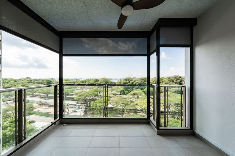 Seaside Residences, 12 Siglap Link, 3 Bedrooms, 1,206 sqft, Apartment For Rent, by PROPSELLER PTE. LTD., 500127678 - Balcony - PropertyGuru.com.sg