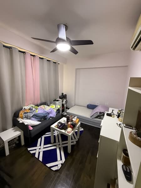 269D Compassvale Link, 269D Compassvale Link, 3 Bedrooms, 980 sqft, HDB Flat For Sale, by Dennis Koh, 500127717 - Living Room - PropertyGuru.com.sg