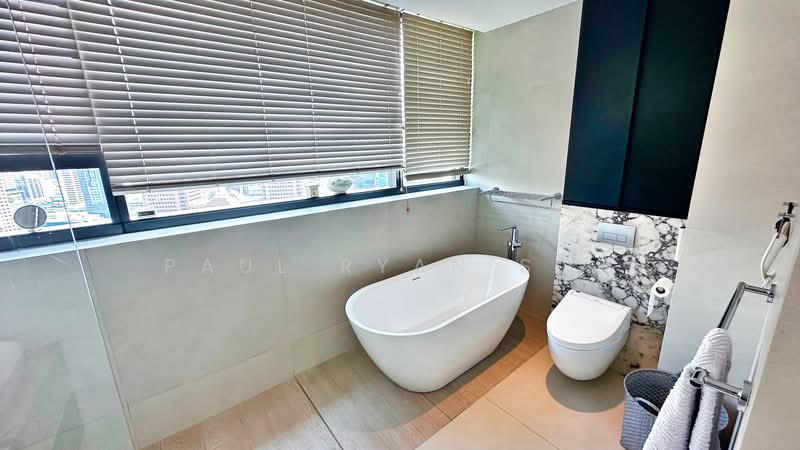 Leonie Parc View, 22 Leonie Hill Road, 4 Bedrooms, 2,013 sqft, Apartment For Sale, by Paul Ryan Soh, 500127721 - Master Bathroom - PropertyGuru.com.sg