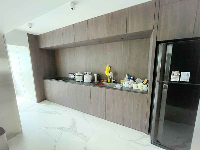 332 Serangoon Avenue 3, 332 Serangoon Avenue 3, Room Rental, 190 sqft, HDB Flat For Rent, by Tina Koh, 500127722 - Kitchen - PropertyGuru.com.sg