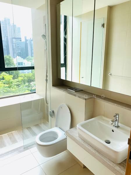 Parvis, 18 Holland Hill, 2 Bedrooms, 990 sqft, Condominium For Rent, by Justin Kong, 500127724 - Bathroom - PropertyGuru.com.sg