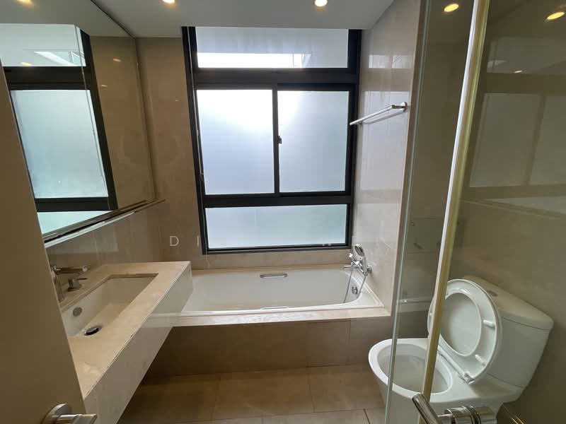 Rivergate, 93 Robertson Quay, 4 Bedrooms, 2,077 sqft, Condominium For Rent, by Diana Wei, 500127726 - Bathroom - PropertyGuru.com.sg