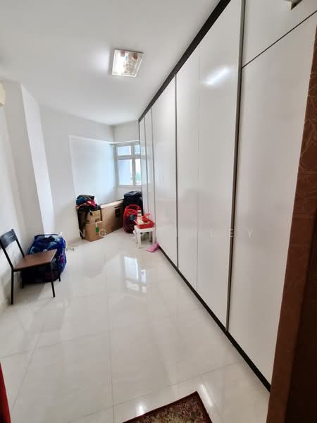 383 Bukit Batok West Avenue 5, 383 Bukit Batok West Avenue 5, 3 Bedrooms, 968 sqft, HDB Flat For Sale, by Ong Shirley, 500127728 - PropertyGuru.com.sg