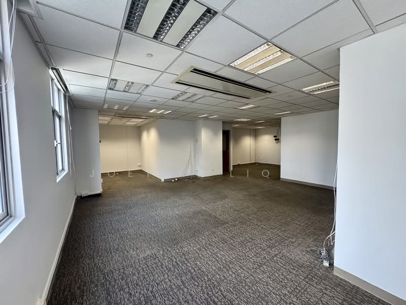 Tan Chong Tower, 15 Queen Street, 1,055 sqft, Office For Rent, by Joey Ke Liqin, 500127736 - Interior - CommercialGuru.com.sg