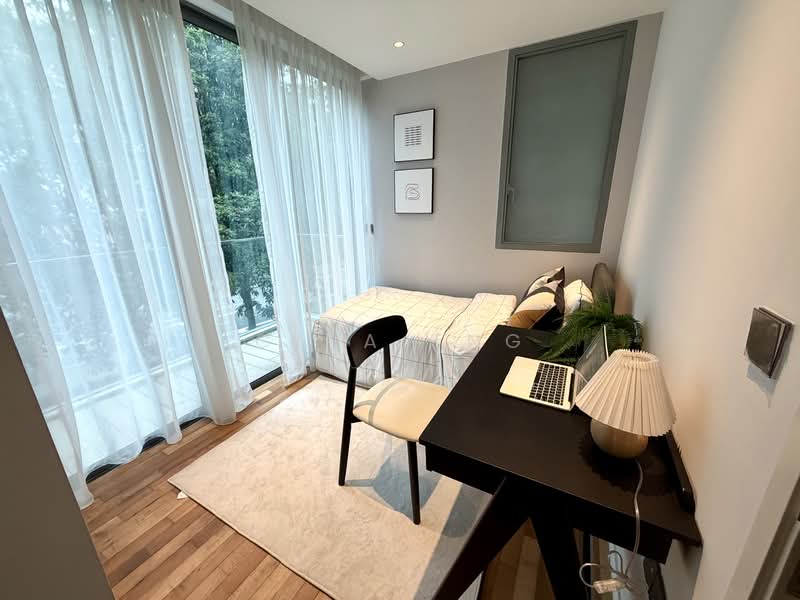Skies Miltonia, 3 Miltonia Close, 5 Bedrooms, 4,672 sqft, Condominium For Sale, by Gina Tng, 500127738 - Bedroom - PropertyGuru.com.sg