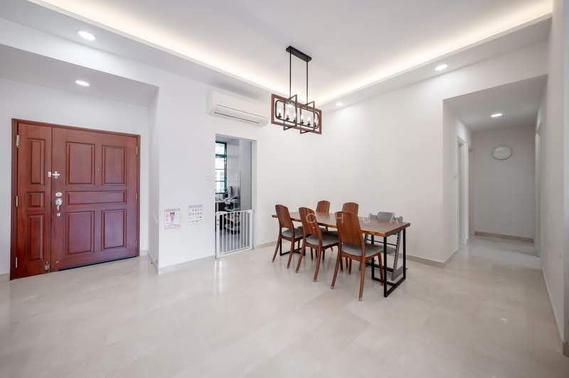 Hillview Heights, 27 Hillview Avenue, 3 Bedrooms, 1,257 sqft, Condominium For Sale, by Veroy Chua, 500127739 - Entrance - PropertyGuru.com.sg