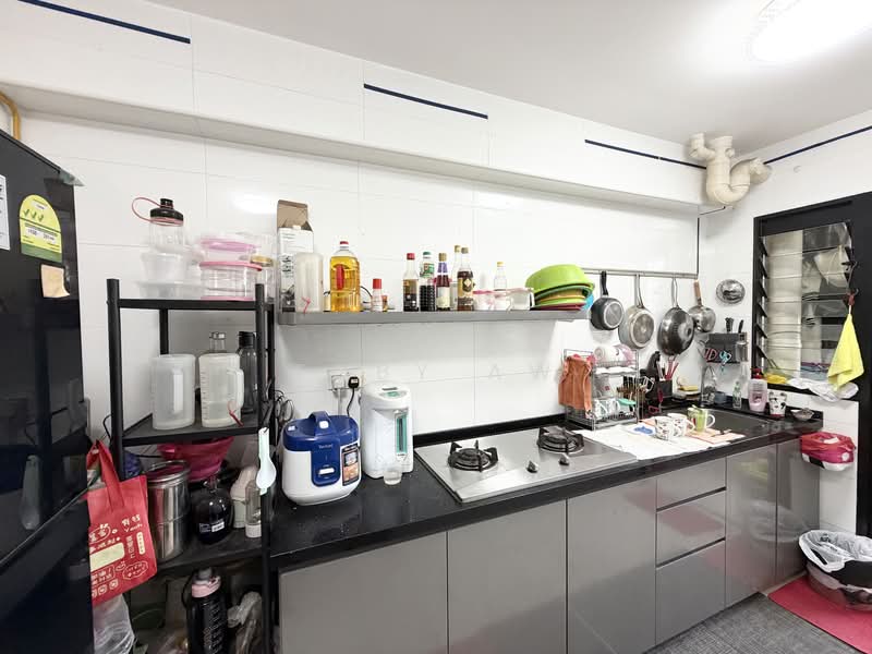 415D Northshore Drive, 415D Northshore Drive, 3 Bedrooms, 1,022 sqft, HDB Flat For Sale, by Toby Aw, 500127756 - Kitchen - PropertyGuru.com.sg