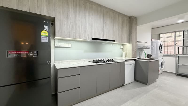 420 Hougang Avenue 10, 420 Hougang Avenue 10, 3 Bedrooms, 1,184 sqft, HDB Flat For Rent, by Wan Yen Yen, 500127765 - Kitchen - PropertyGuru.com.sg