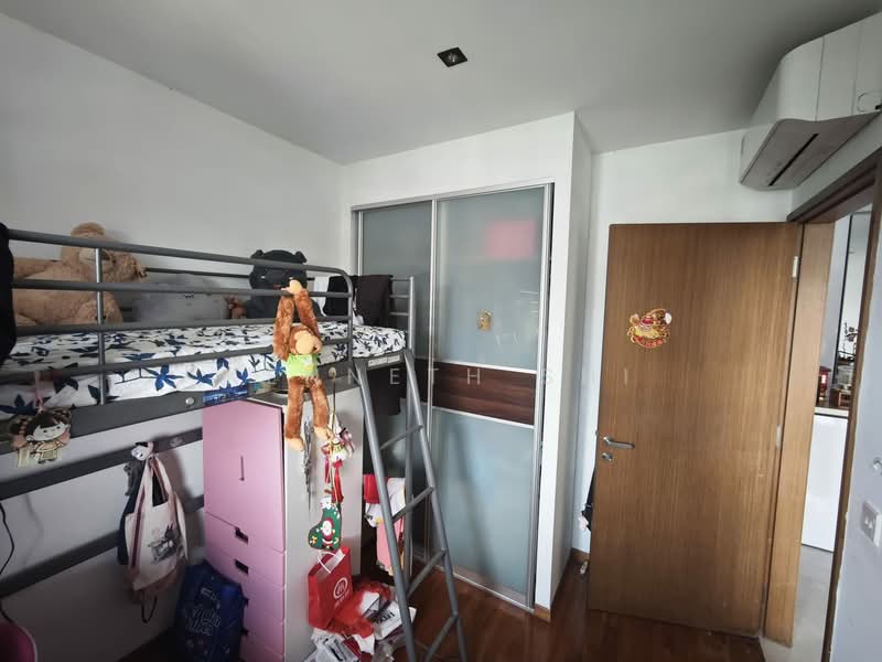 Dunearn Suites, 404 Dunearn Road, 3 Bedrooms, 1,421 sqft, Condominium For Rent, by Kenneth Shi, 500127767 - Bedroom - PropertyGuru.com.sg