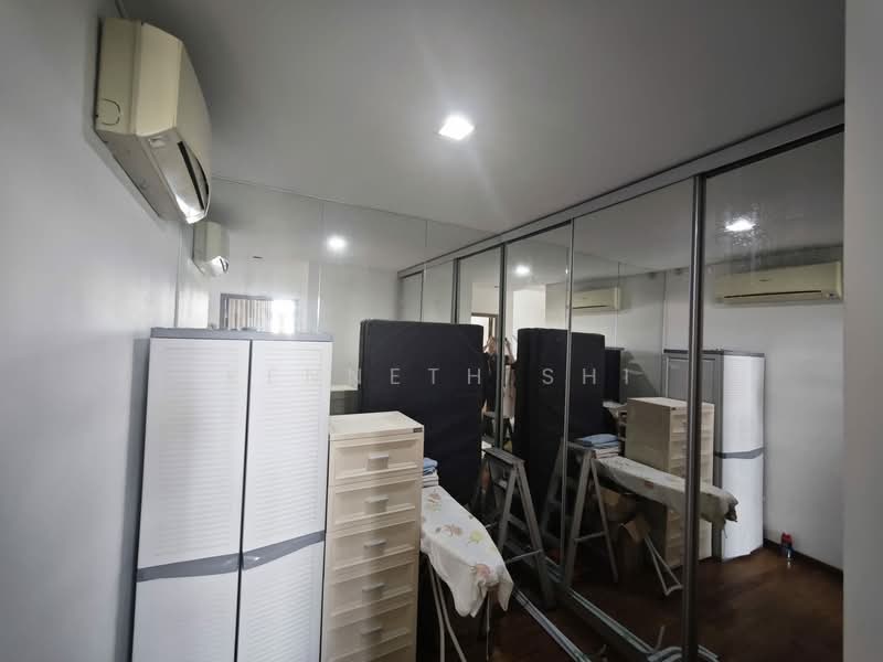 Dunearn Suites, 404 Dunearn Road, 3 Bedrooms, 1,421 sqft, Condominium For Rent, by Kenneth Shi, 500127767 - Study Room - PropertyGuru.com.sg