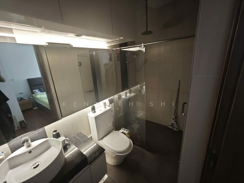Dunearn Suites, 404 Dunearn Road, 3 Bedrooms, 1,421 sqft, Condominium For Rent, by Kenneth Shi, 500127767 - Bathroom - PropertyGuru.com.sg