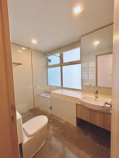 Caspian, 50 Lakeside Drive, 3 Bedrooms, 1,195 sqft, Condominium For Rent, by Desmond Ho, 500127780 - Bathroom - PropertyGuru.com.sg