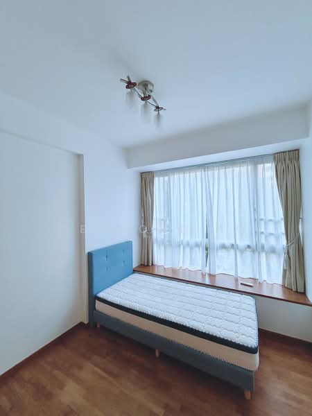 Caspian, 50 Lakeside Drive, 3 Bedrooms, 1,195 sqft, Condominium For Rent, by Desmond Ho, 500127780 - Common Bedroom 2 - PropertyGuru.com.sg