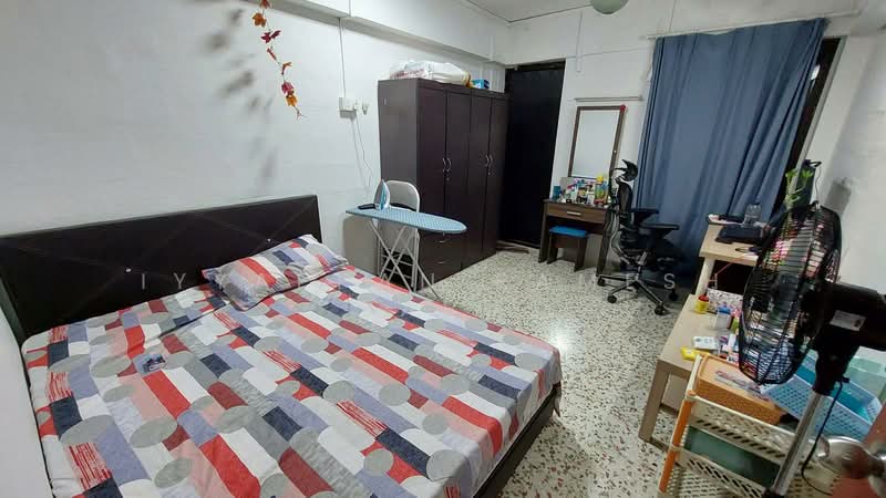 412 Commonwealth Avenue West, 412 Commonwealth Avenue West, 3 Bedrooms, 1,045 sqft, HDB Flat For Rent, by Iyyappan Ramesh Babu, 500127781 - Bedroom - PropertyGuru.com.sg