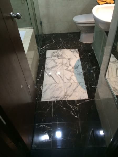 Rosewood, 11 Rosewood Drive, 3 Bedrooms, 1,173 sqft, Condominium For Sale, by Freddie Goh, 500127791 - Bathroom - PropertyGuru.com.sg