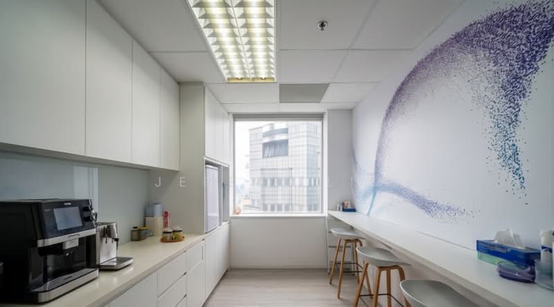 One Raffles Place, 1 Raffles Place, 2,034 sqft, Office For Rent, by Jeremy Lim, 500127795 - Kitchen - CommercialGuru.com.sg