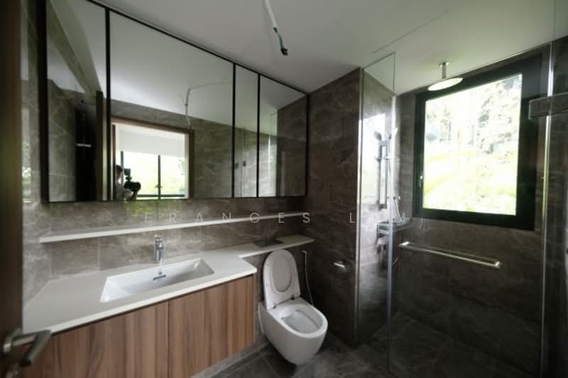 Lentor Modern, 5 Lentor Central, 4 Bedrooms, 1,528 sqft, Condominium For Sale, by Frances Lim, 500127813 - Bathroom - PropertyGuru.com.sg