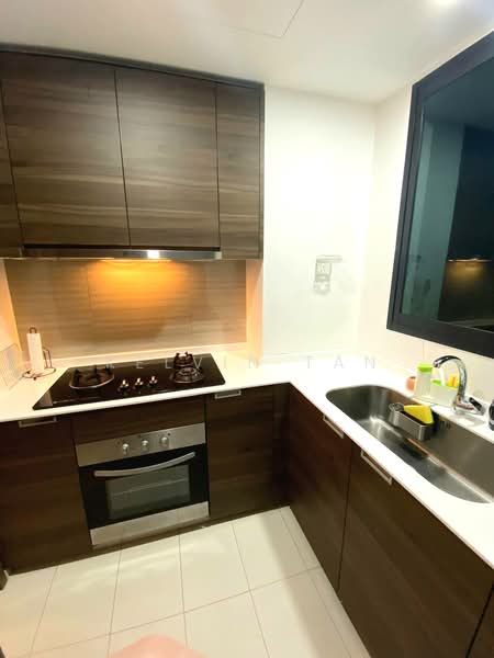 Lush Acres, Sengkang West Way/Fernvale, 4 Bedrooms, 1,690 sqft, Executive Condominium For Sale, by Kelvin Tan, 500127820 - Kitchen - PropertyGuru.com.sg