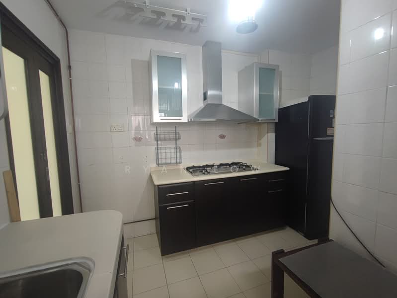 341 Sembawang Close, 341 Sembawang Close, 3 Bedrooms, 1,023 sqft, HDB Flat For Rent, by Ryan Low, 500127839 - Kitchen - PropertyGuru.com.sg