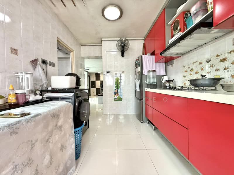 102D Punggol Field, 102D Punggol Field, 3 Bedrooms, 969 sqft, HDB Flat For Sale, by Kenneth Yeo, 500127841 - Kitchen - PropertyGuru.com.sg
