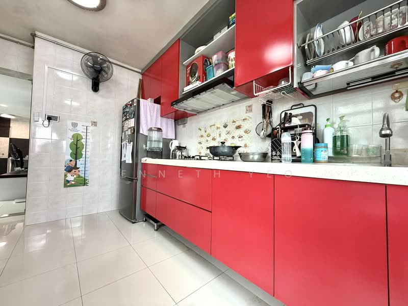 102D Punggol Field, 102D Punggol Field, 3 Bedrooms, 969 sqft, HDB Flat For Sale, by Kenneth Yeo, 500127841 - Kitchen - PropertyGuru.com.sg