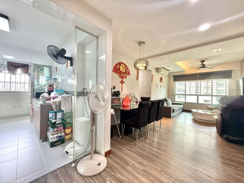 313B Sumang Link, 313B Sumang Link, 3 Bedrooms, 990 sqft, HDB Flat For Sale, by Kenneth Yeo, 500127844 - Living Room - PropertyGuru.com.sg