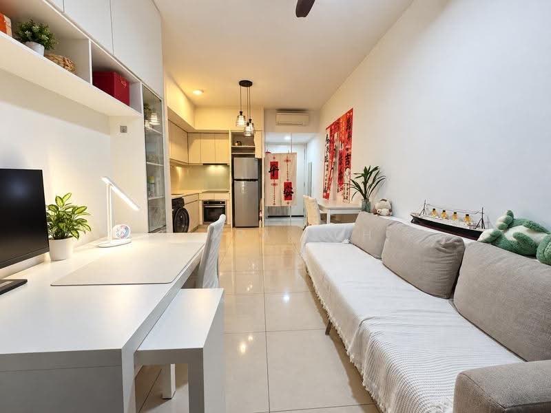 Coco Palms, 21 Pasir Ris Grove, Pasir Ris / Tampines, 2 Bedrooms, 753 sqft, Condominium For Sale, by Clara Goh, 500127850 - Kitchen - PropertyGuru.com.sg
