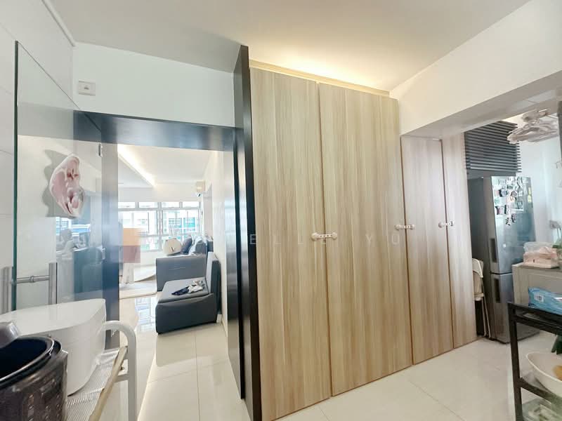 307B Ang Mo Kio Avenue 1, 307B Ang Mo Kio Avenue 1, 3 Bedrooms, 947 sqft, HDB Flat For Sale, by Michelle Yu, 500127851 - Living Room - PropertyGuru.com.sg