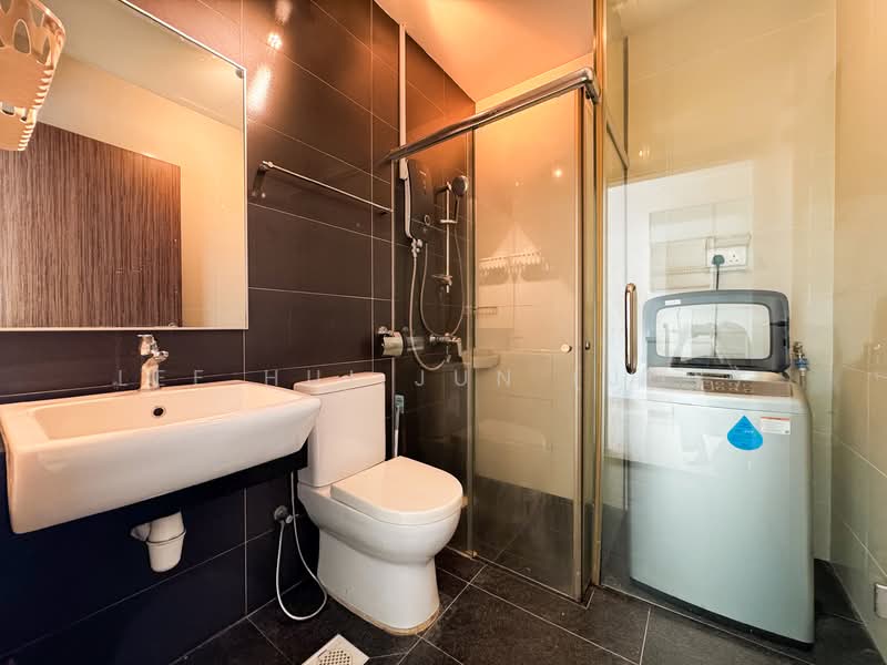 Suites @ East Coast, 171 Upper East Coast Road, Studio, 355 sqft, Condominium For Rent, by Lee Hui Jun (Joy), 500127866 - Bathroom - PropertyGuru.com.sg