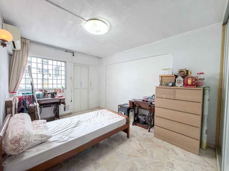 773 Yishun Avenue 3, 773 Yishun Avenue 3, 3 Bedrooms, 904 sqft, HDB Flat For Sale, by Brandon Wee, 500127878 - Bedroom - PropertyGuru.com.sg