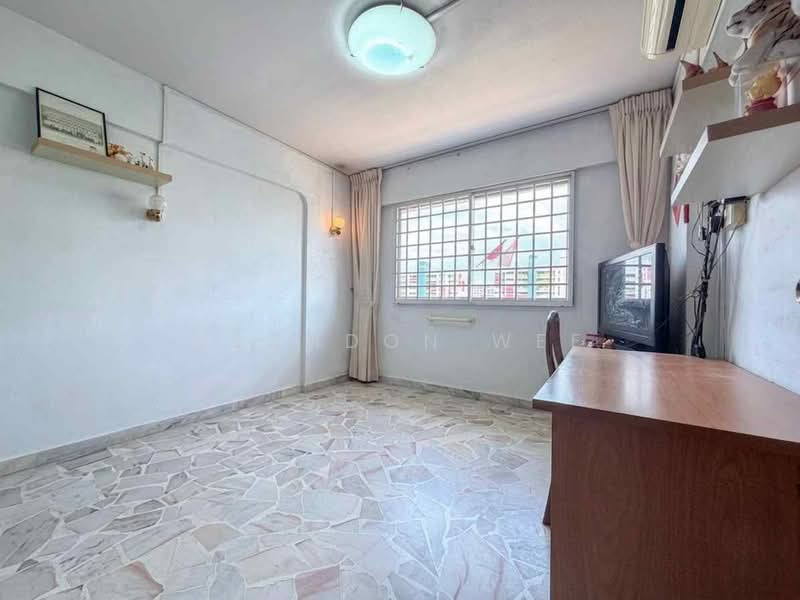 773 Yishun Avenue 3, 773 Yishun Avenue 3, 3 Bedrooms, 904 sqft, HDB Flat For Sale, by Brandon Wee, 500127878 - Study - PropertyGuru.com.sg