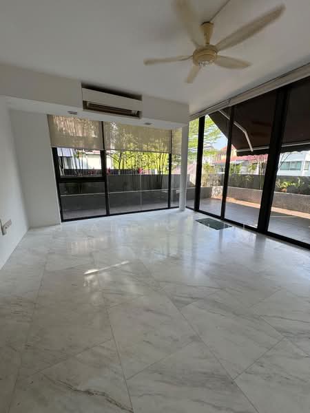 Watten Residences, 32E Watten Rise, 5 Bedrooms, 4,940 sqft, Cluster House For Sale, by Jiang Cihui, 500127918 - Living Room - PropertyGuru.com.sg