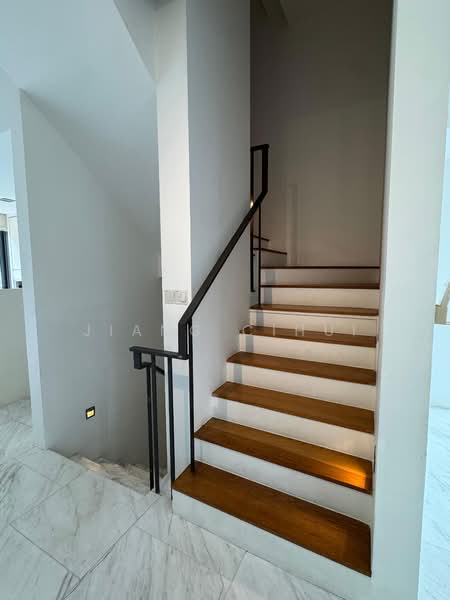 Watten Residences, 32E Watten Rise, 5 Bedrooms, 4,940 sqft, Cluster House For Sale, by Jiang Cihui, 500127918 - PropertyGuru.com.sg