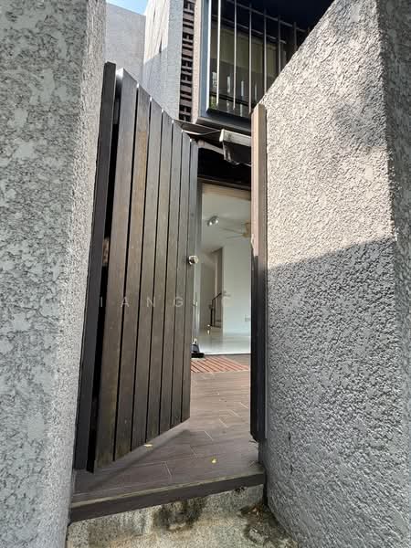 Watten Residences, 32E Watten Rise, 5 Bedrooms, 4,940 sqft, Cluster House For Sale, by Jiang Cihui, 500127918 - PropertyGuru.com.sg