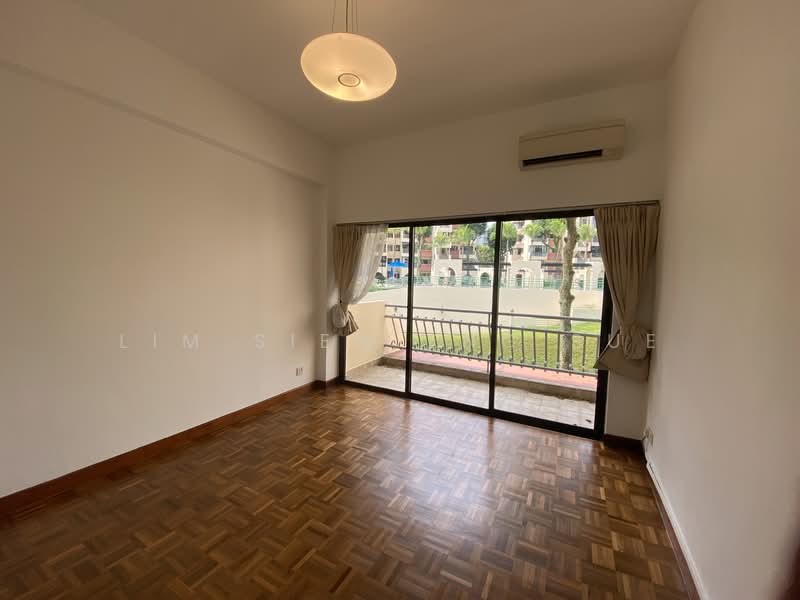Spanish Village, 56 Farrer Road, 3 Bedrooms, 1,647 sqft, Condominium For Rent, by Lim Siew Eng Sue, 500127923 - Balcony - PropertyGuru.com.sg