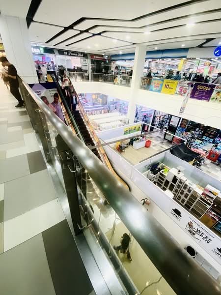 Junction Nine, Yishun Avenue 9, 312 sqft, Mall Shop For Sale, by Jacqueline Lee 李瑞玲, 500127925 - CommercialGuru.com.sg