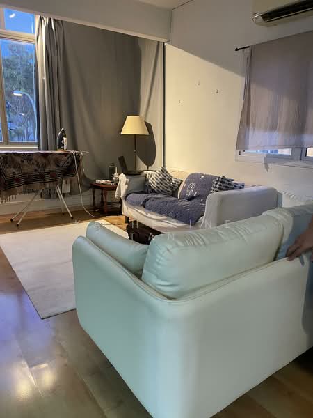 Novena Hill, 45 Jalan Novena, 2 Bedrooms, 710 sqft, Apartment For Rent, by Katherine Tan, 500127930 - Living Room - PropertyGuru.com.sg