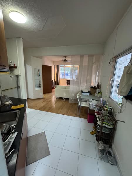 Novena Hill, 45 Jalan Novena, 2 Bedrooms, 710 sqft, Apartment For Rent, by Katherine Tan, 500127930 - Kitchen - PropertyGuru.com.sg