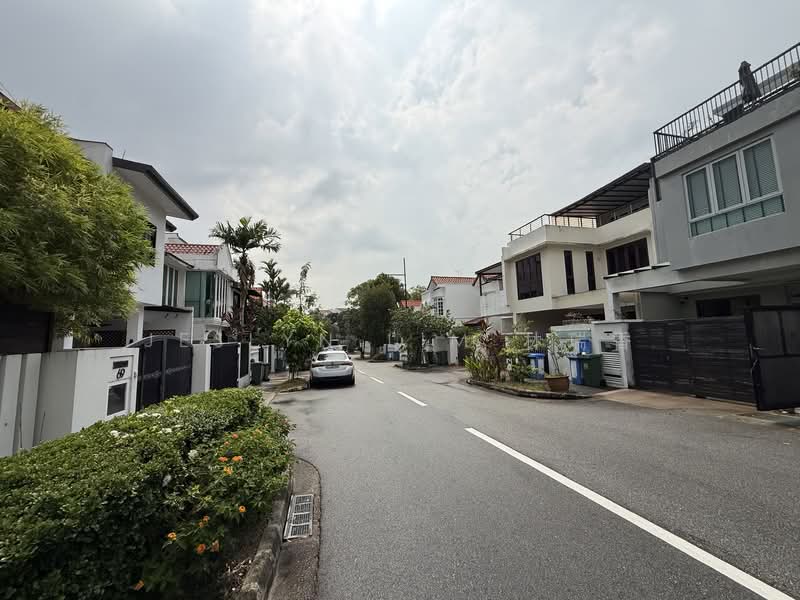 Elite Park Ave Siglap Opera Estate, Elite Park Avenue, 4 Bedrooms, 2,000 sqft, Terraced House For Rent, by Jeslyn Lim 林瑞香, 500127933 - Exterior - PropertyGuru.com.sg