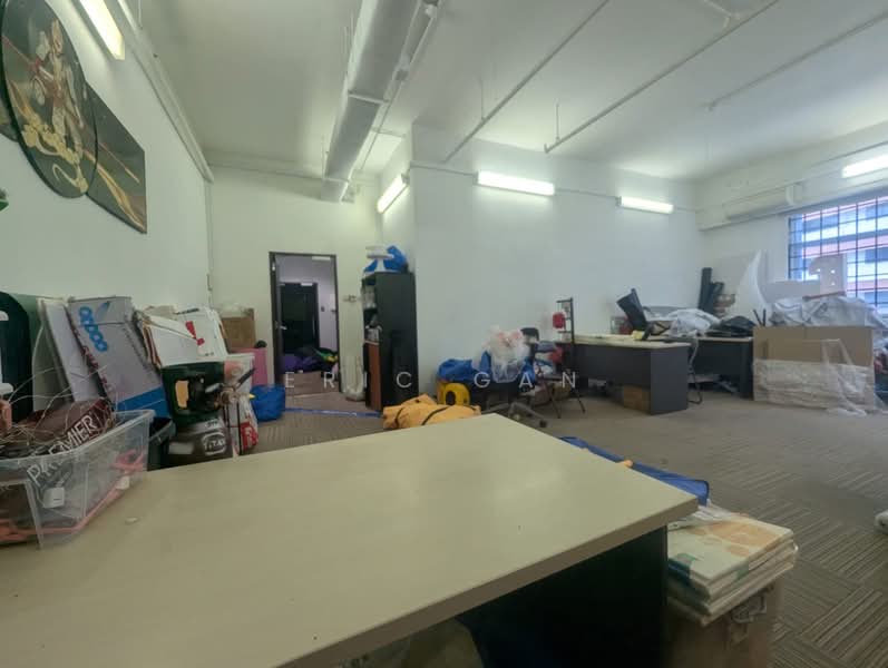 EPL Building, 1100 Lower Delta Road, 1,000 sqft, Light Industrial (B1) For Rent, by Eric Gan, 500127943 - 1,000 sqft, 2nd floor Unit - CommercialGuru.com.sg