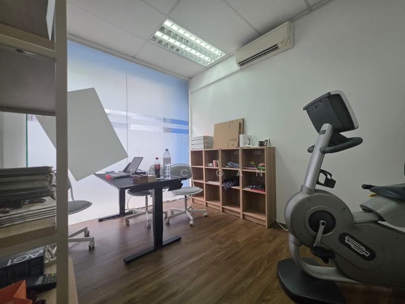 EPL Building, 1100 Lower Delta Road, 1,000 sqft, Light Industrial (B1) For Rent, by Eric Gan, 500127943 - 1,200 sqft, Ground floor Unit - CommercialGuru.com.sg